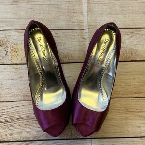David’s Bridal Purple 7 1/2 high heels Wedding